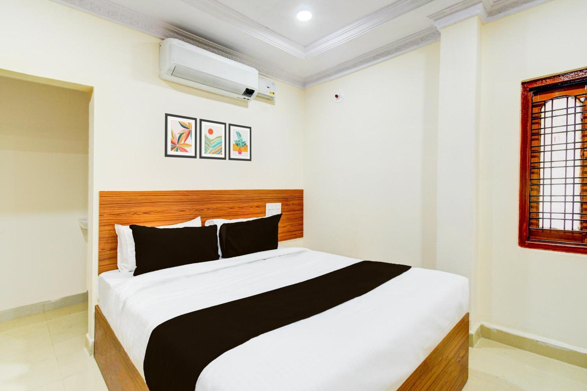 Hotel O D N Groups Sururnagar Exteriör bild